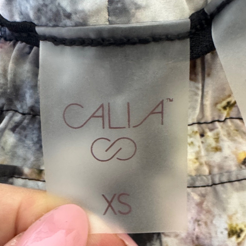 CALIA Run Collection Infinity Shorts XS Mid Rise 3” Inseam Lined NWT - Picture 2 of 7